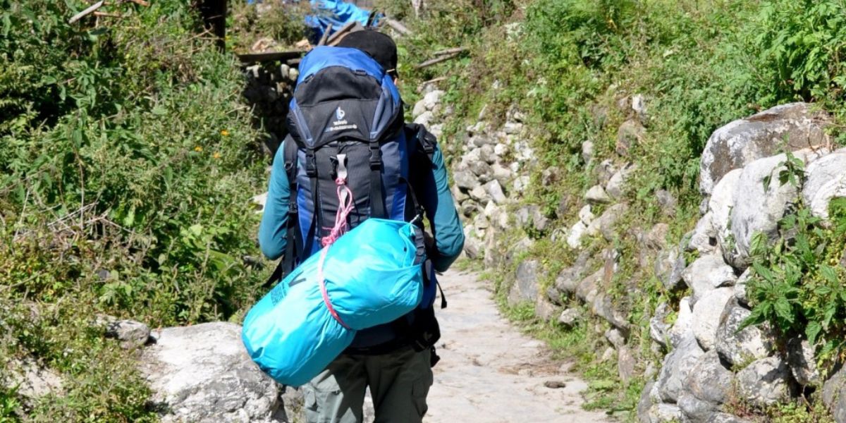 porter les deux sacs